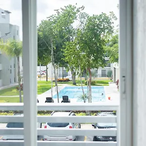 Depto 2 Rec. Con Vista A La Piscina En C. Privada Apartamento Playa del Carmen